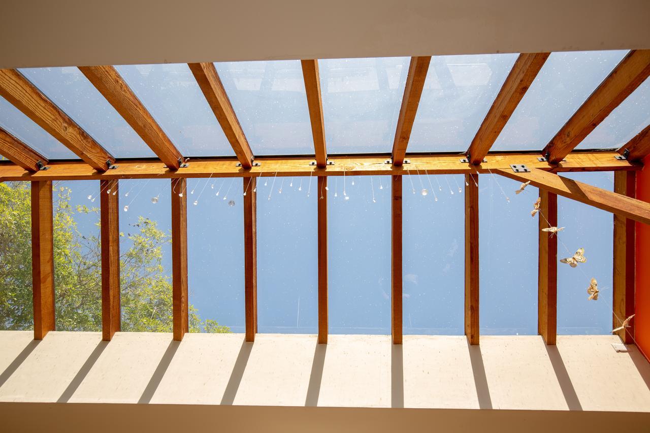The Treehouse, Bel Air - A Vegan Bed & Breakfast Los Angeles